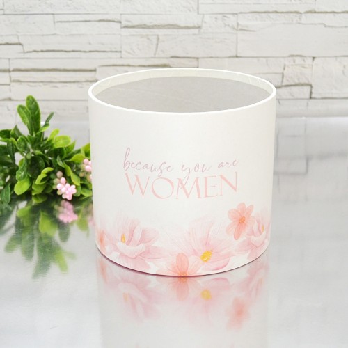 Капелюшна коробка 16смх14см BECAUSE YOU ARE WOMEN Капелюшна коробка 16смх14см BECAUSE YOU ARE WOMEN