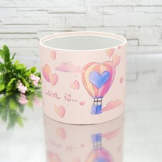 Капелюшна коробка 16смх14см LOVE IS